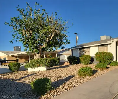 1812 Lexington Street, Las Vegas, NV 89106 Front of Structure