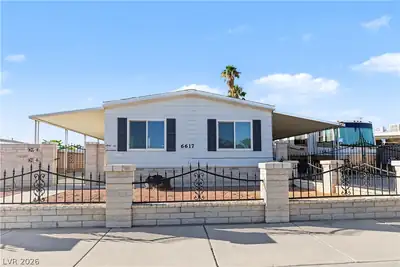 6617 Pearblossom Lane, Las Vegas