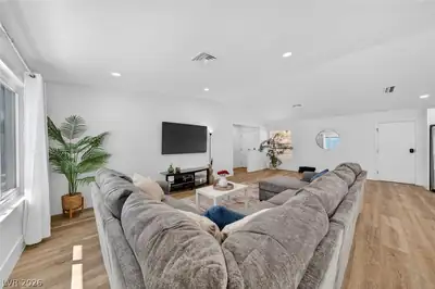 6191 Bullion Boulevard, Las Vegas, NV 89103 Living Room