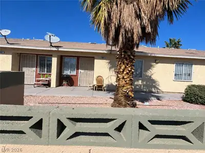3857 Soda Springs Drive ., Las Vegas, NV 89115 Front of Structure