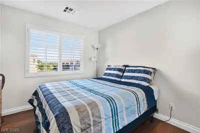 519 Midsummer Avenue, Las Vegas, NV 89183 Bedroom