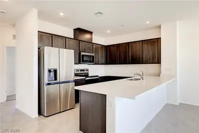 5613 Steampunk Street, Las Vegas, NV 89118 Kitchen