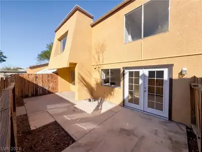 1511 Living Desert Drive B, Las Vegas, NV 89119 