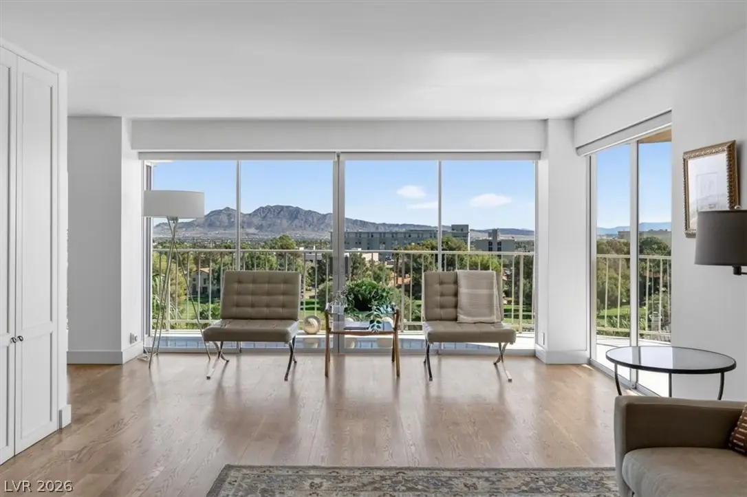 3111 Bel Air Drive 7D, Las Vegas, NV 89109