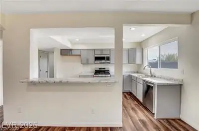 828 Eugene Cernan Street, Las Vegas, NV 89145 Kitchen