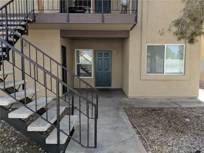 2313 North Jones Boulevard, Las Vegas, NV 89108 Entry