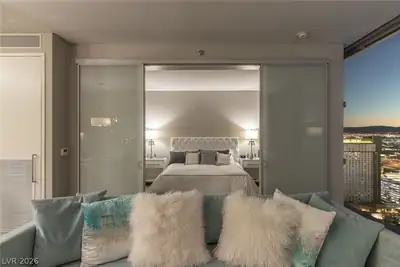 3722 Las Vegas Boulevard 3107, Las Vegas, NV 89158 Bedroom