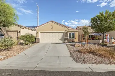 2912 Ground Robin Drive, North Las Vegas, NV 89084 Front of Structure