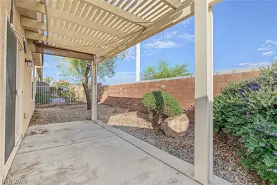 2912 Ground Robin Drive, North Las Vegas, NV 89084 Patio