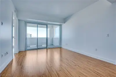 2700 Las Vegas Boulevard 2407, Las Vegas, NV 89109 Living Room