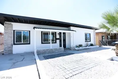 112 Harvard Street, Las Vegas, NV 89107 Front of Structure