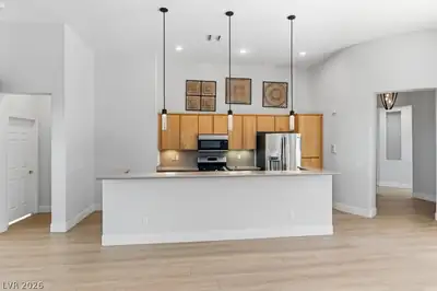 14 HAIG POINT Court, Henderson, NV 89052 Kitchen