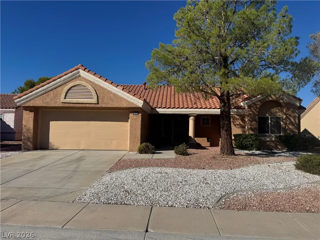 2449 Desert Glen Drive, Las Vegas, NV 89134