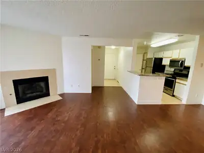 2200 South Fort Apache Road 1106, Las Vegas, NV 89117 