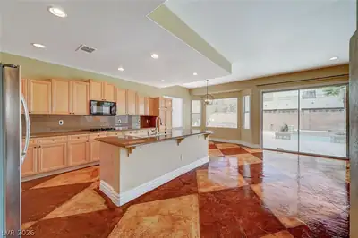 9462 Castillana Court, Las Vegas, NV 89147 Kitchen