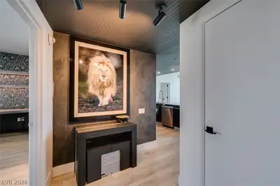 322 Karen Avenue 3902, Las Vegas