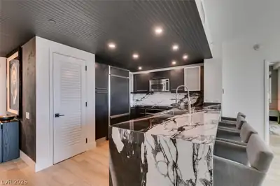 322 Karen Avenue 3902, Las Vegas, NV 89109 