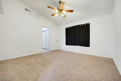 900 Coral Isle Way, Las Vegas, NV 89108 Bedroom