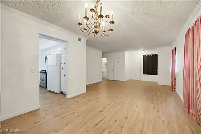 900 Coral Isle Way, Las Vegas, NV 89108 Living Room
