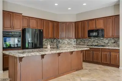 2365 Fayetteville Avenue, Henderson, NV 89052 Kitchen