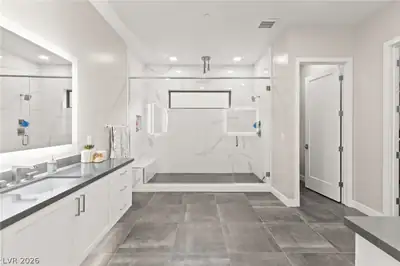 810 Bolide Street, Las Vegas, NV 89138 Primary Bathroom