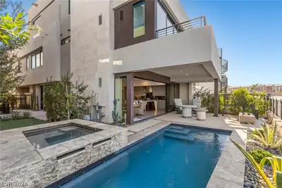 50 Lakefront Drive Henderson, NV 89011