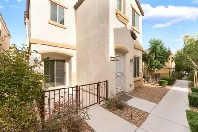 8941 Glass Gallery Court, Las Vegas