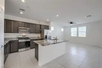633 Sedum Avenue, Henderson, NV 89015 