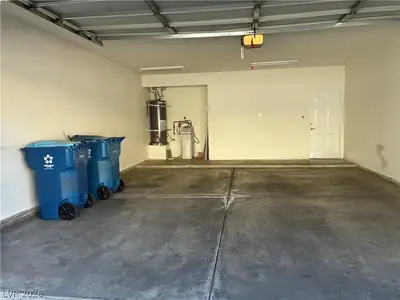 3555 Meridale Drive 2146, Las Vegas, NV 89147 Garage