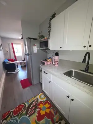 3940 Tudur Lane, Las Vegas, NV 89119 Kitchen
