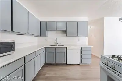 6982 Hopkins Drive, Las Vegas, NV 89156 