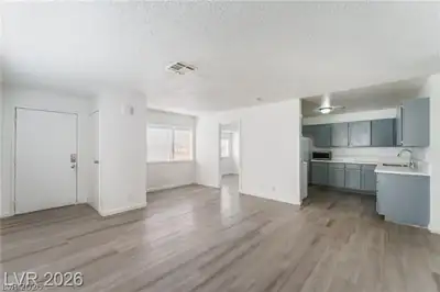 6982 Hopkins Drive, Las Vegas, NV 89156 