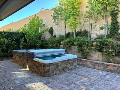 8705 Little Pebble Street, Las Vegas, NV 89166 Spa
