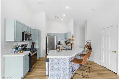 1594 Ward Frontier Lane, Henderson, NV 89002 Kitchen