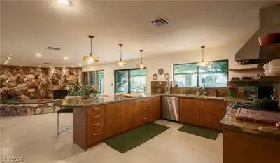 7355 Edna Avenue, Las Vegas, NV 89117 Kitchen