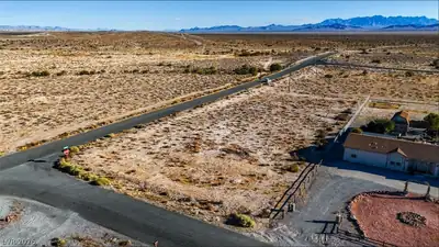 10410 South Oakridge Avenue, Pahrump, NV 89048 Lot