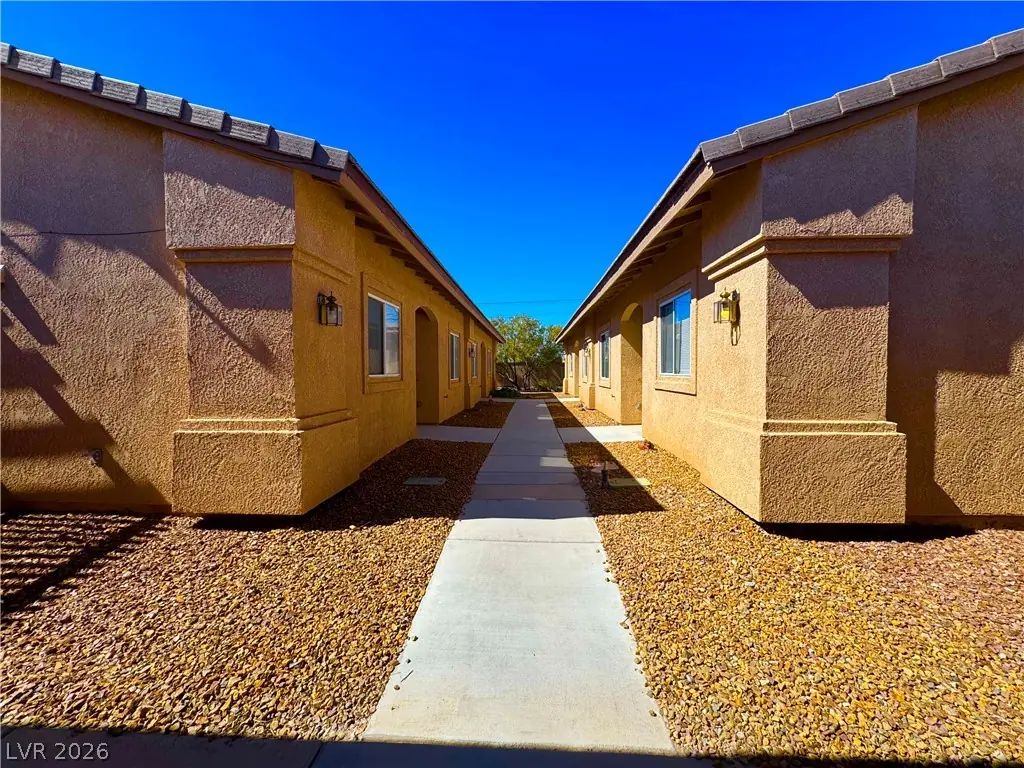 1090 Potro Avenue D, Pahrump, NV 89048
