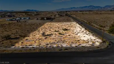 10470 South Oakridge Avenue Pahrump, NV 89048