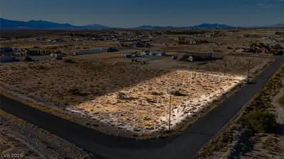 10470 South Oakridge Avenue, Pahrump, NV 89048 Lot