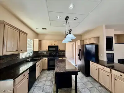 2467 Sheltered Meadows Lane, Henderson, NV 89052 Kitchen