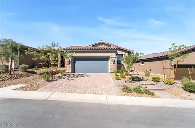 53 Lake Bluff Court Henderson, NV 89011
