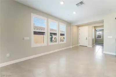 53 Lake Bluff Court, Henderson, NV 89011 Living Room