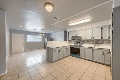 6512 Evergreen Avenue, Las Vegas, NV 89107 Kitchen