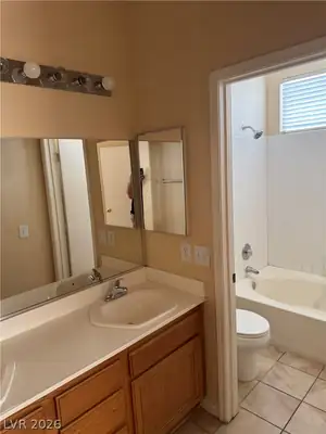 1612 Remembrance Hill Street, Las Vegas, NV 89144 Bathroom