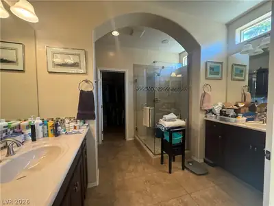 5717 Serenity Haven Street, North Las Vegas, NV 89081 Primary Bathroom