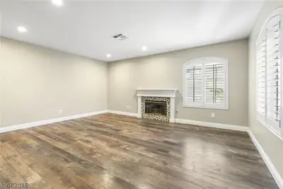 8224 Crystal Star Court, Las Vegas, NV 89145 Living Room