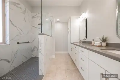 1409 Romanesca Drive, Henderson, NV 89052 Primary Bathroom