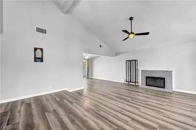 342 Fuente Drive, Henderson, NV 89014 Living Room