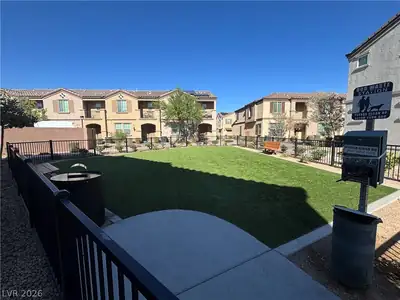 632 Sedum Avenue, Henderson, NV 89015 Yard