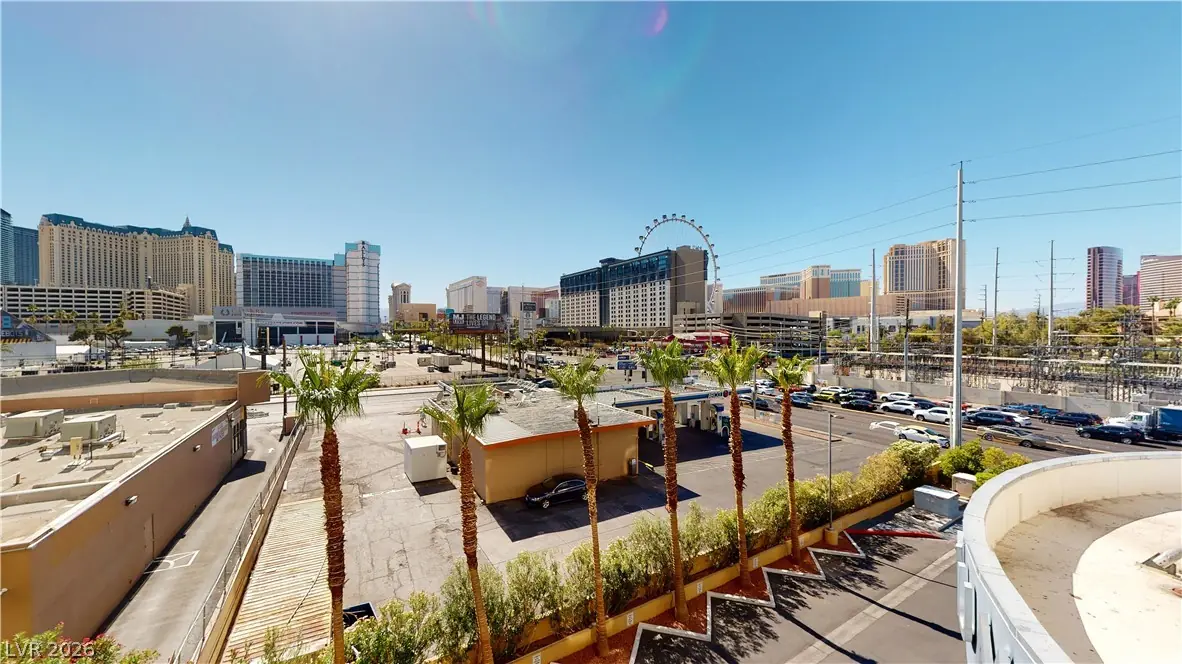 211 East Flamingo Road 202, Las Vegas, NV 89169
